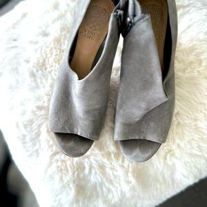 Grey heeled bootie Vince Camuto